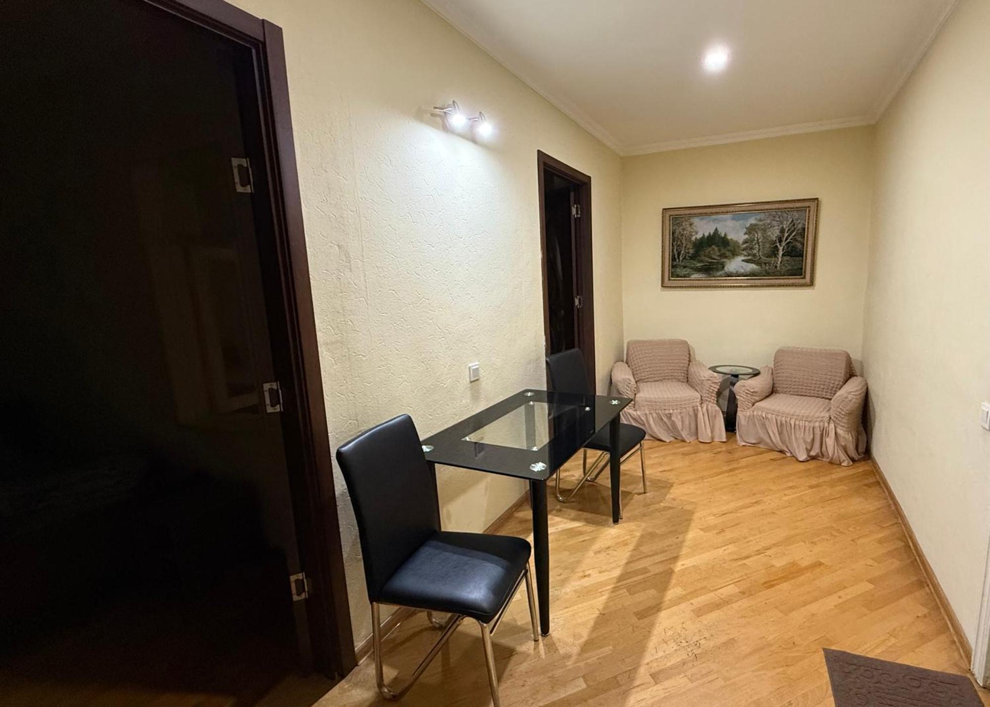 Paradise Hotel Tiflis Habitación foto